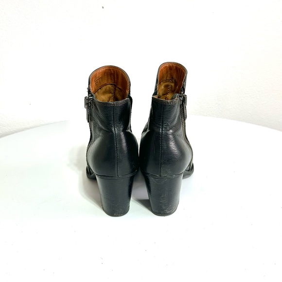 Sofft Black Leather Booties - Picture 5 of 8